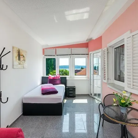 Ferienwohnung Fuer 3 Personen Ca 58 Qm In Crikvenica, Kvarner Bucht Und Umgebung